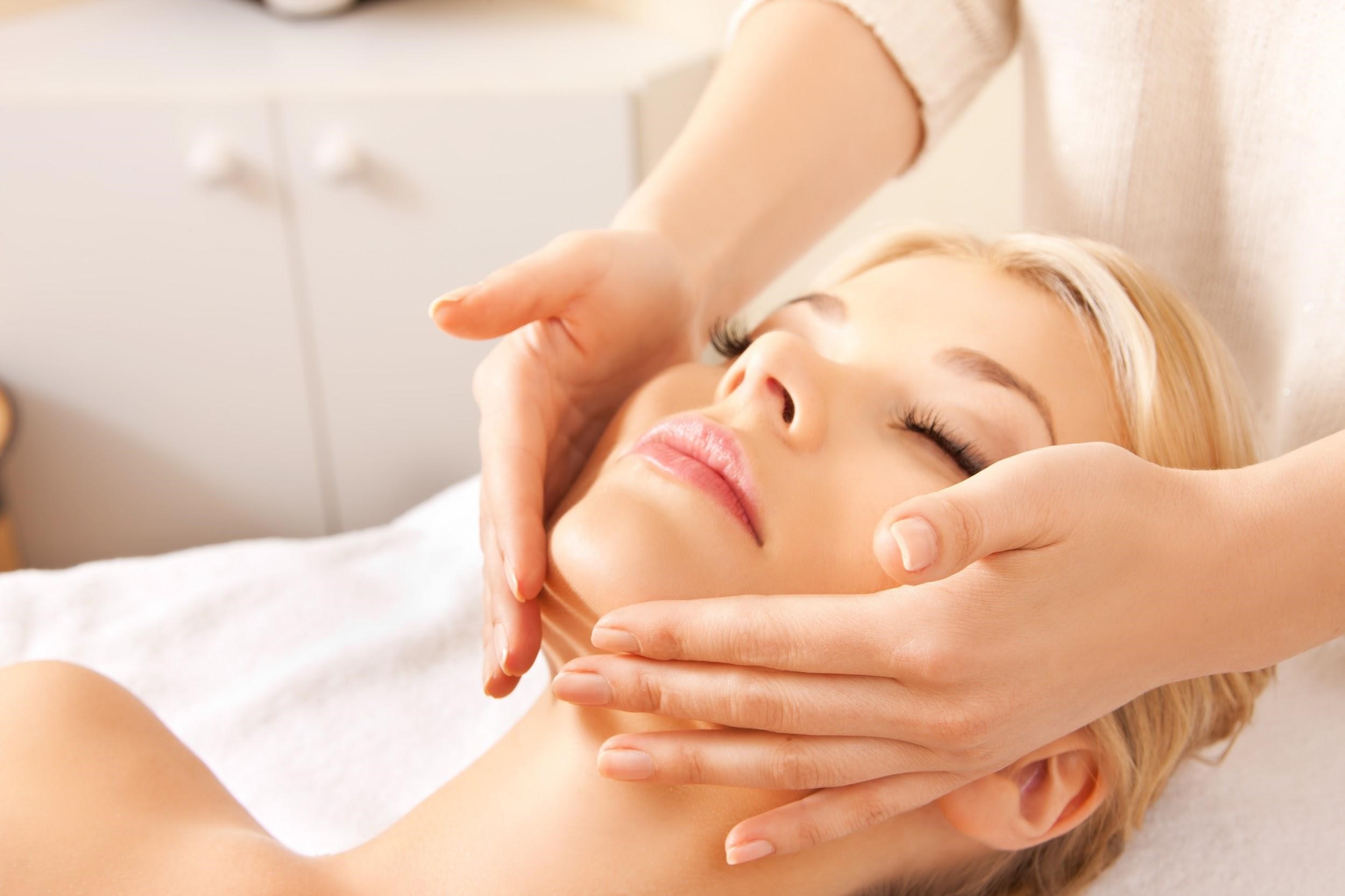Prosobi Ako pôsobí kyselina hyalurónová na vašu pleť? - NAFIGATE Cosmetics